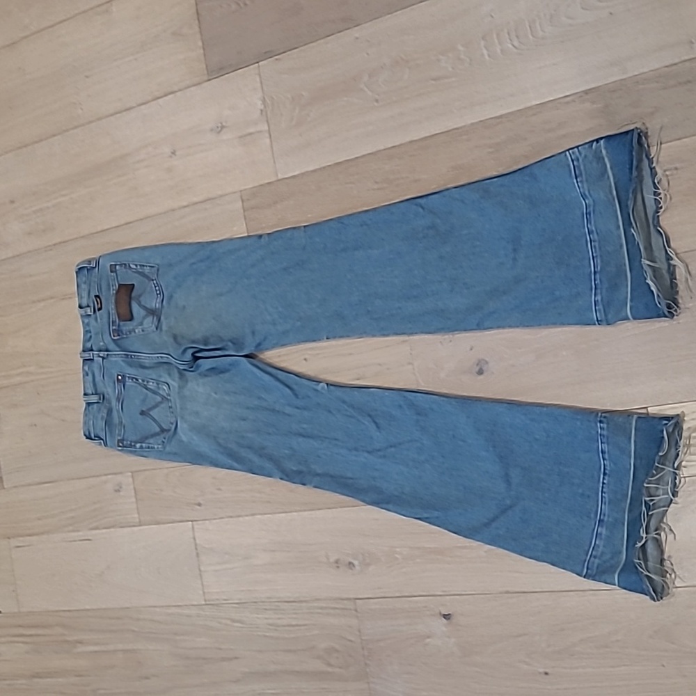 Women's Wrangler high rise trouser jeans